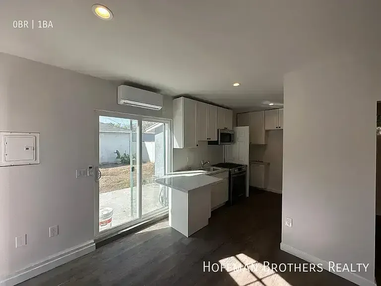 10809 Garfield Ave #A — Photo 1