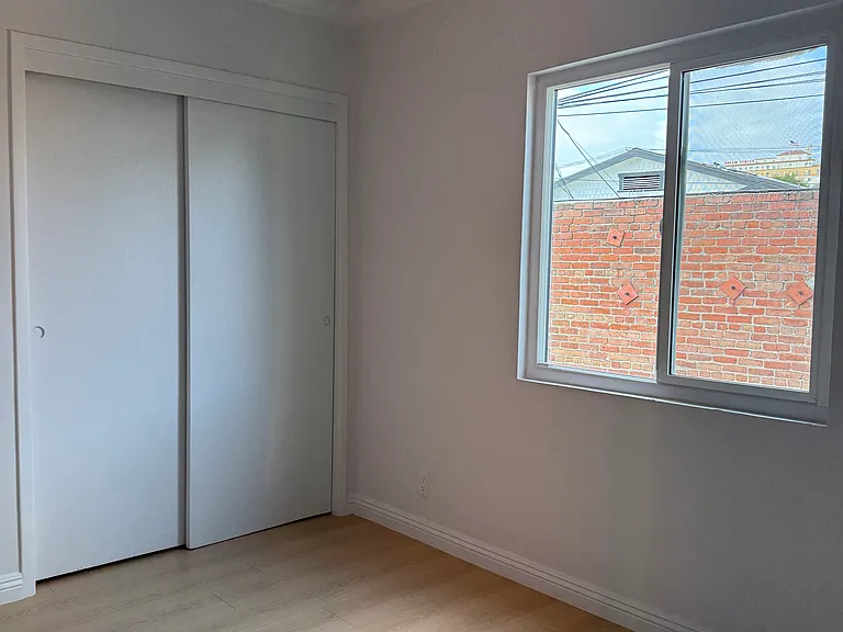 2213 W Court St #3 — Photo 20