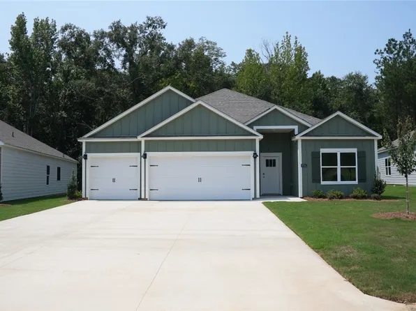 9736 Aberdeen Dr, Tuscaloosa, AL 35401