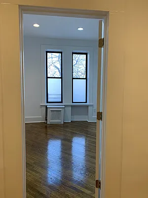 Rented by STAR CITIES INTERNATIONAL PROPERTY CORPORATION | media 5