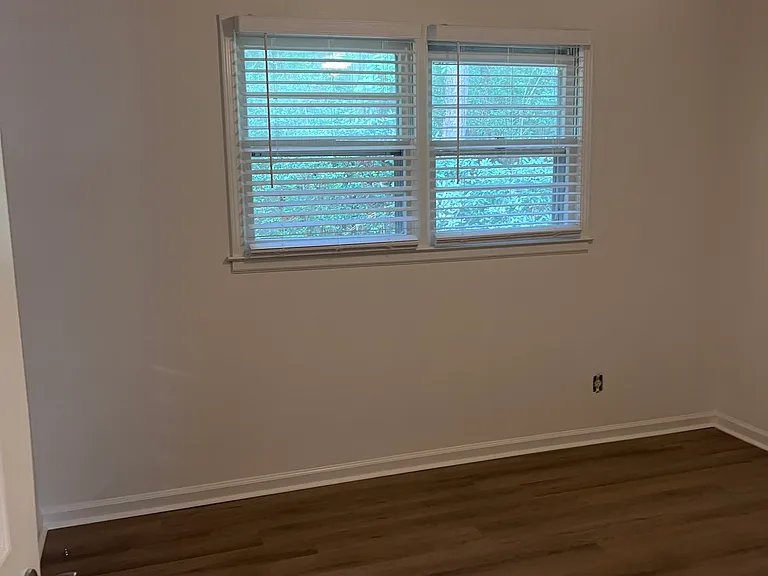 131 Freedom Dr #H — Photo 3