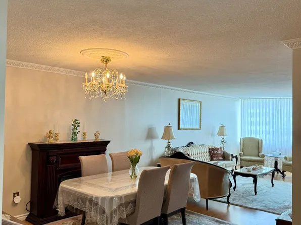 65 Huntingdale Blvd #1402, Toronto, ON M1W 2P1