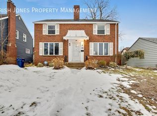 15 Arbour Ln APT 1, Buffalo, NY 14220