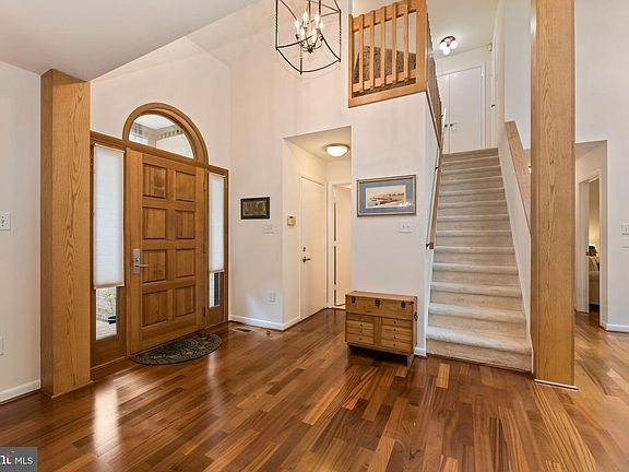 5th image of 2303 Highland Ave