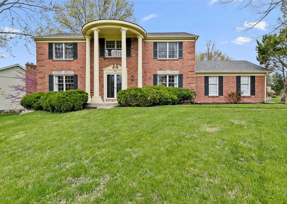 1st image of 557 Briarwyck Dr