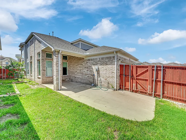 310 Myrtle Beach Dr — Photo 40