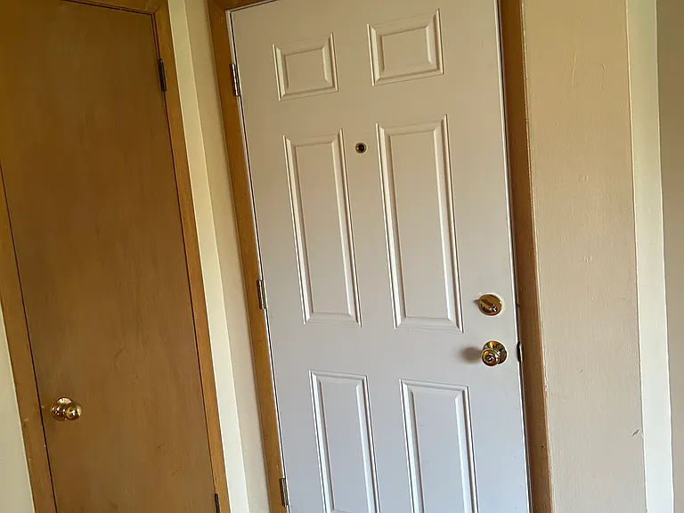 426 Rushmore Ln #2 — Photo 8