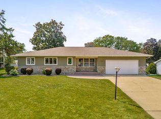 1123 Ridgemont Rd, Waterloo, IA 50701
