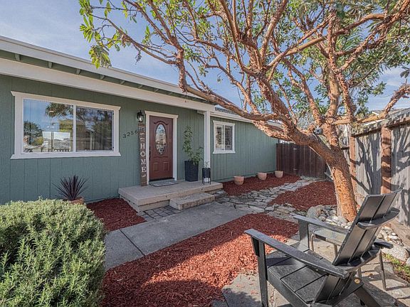 2nd image of 3256 Vista Del Camino Cir