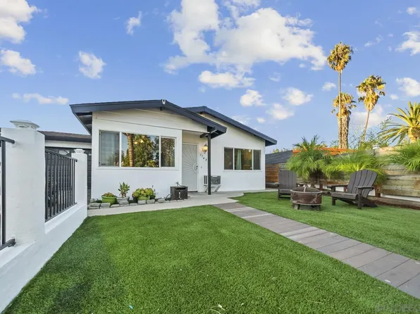 1748 Acorn St, Escondido, CA 92027