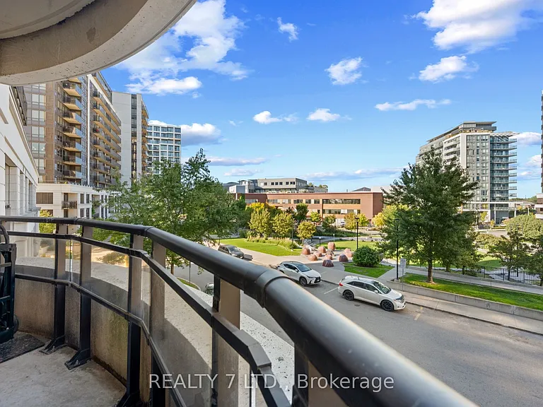 1070 Sheppard Ave W #323 — Photo 23