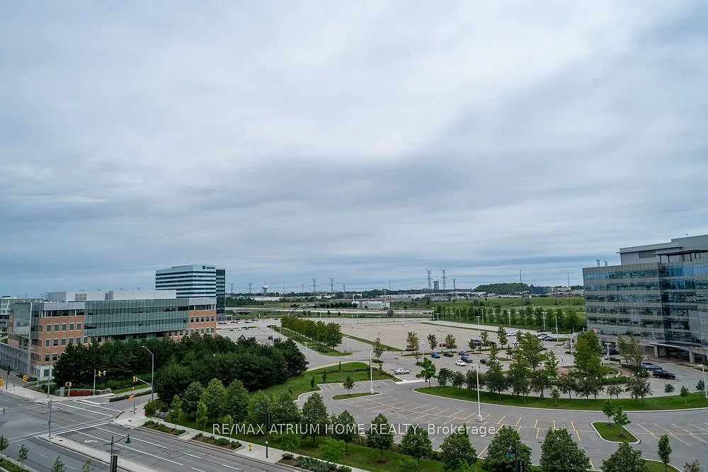 Building Photo - 10 Rouge Valley Dr W #809