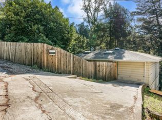 8040 Shepherd Canyon Rd, Oakland, CA 94611
