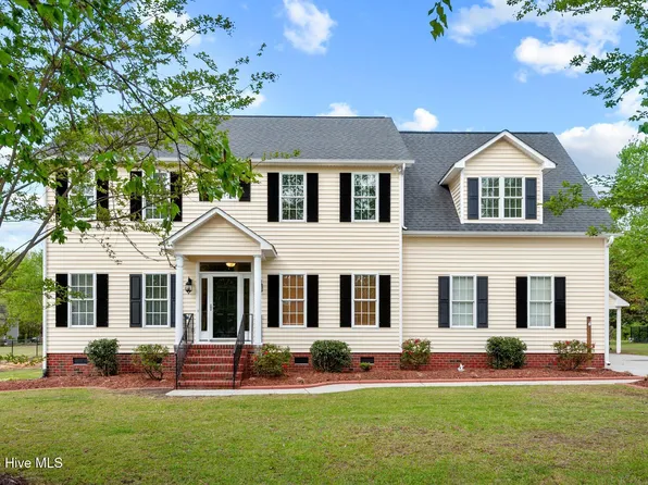 1213 Windbrooke Drive, Grimesland, NC 27837