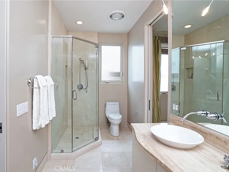 15 Goleta Point Dr — Photo 49