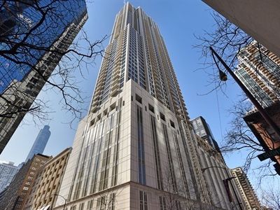 55 E Erie St APT 2801, Chicago, IL, 60611