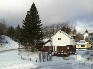 27507 W 34th St, Lake Linden, MI 49945