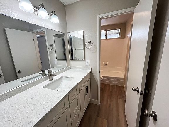 5th image of 2313 W Valencia Dr #5