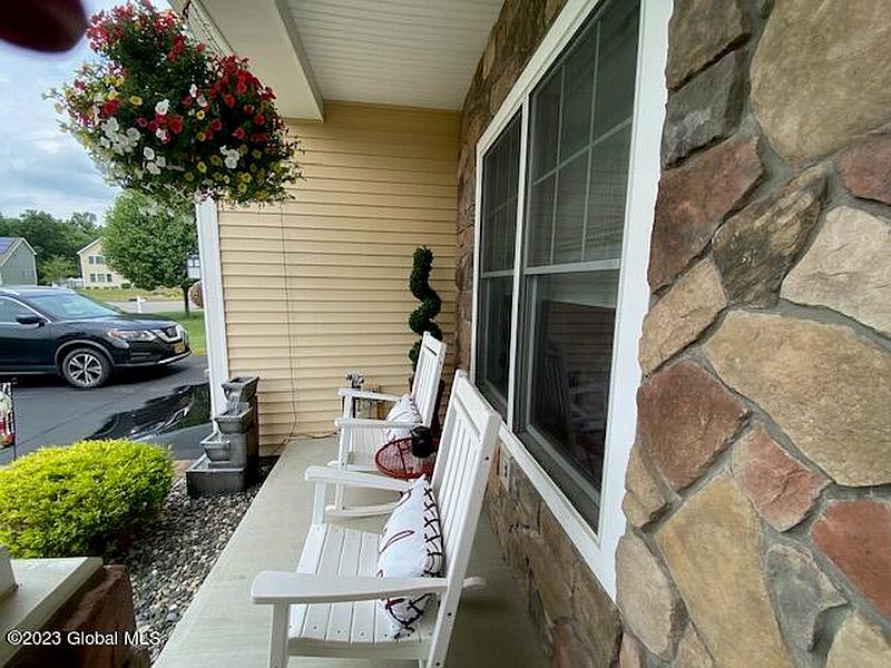 5th image of 17 Gadwall Drive