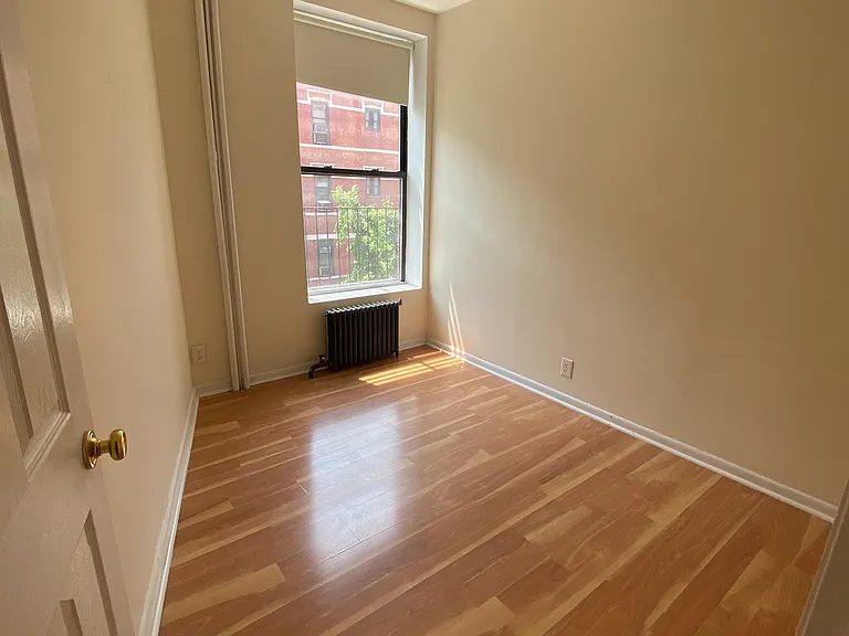 73 W 83rd St #2E — Photo 5