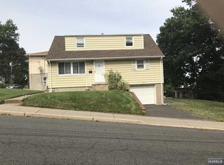 439 Ottawa Ave, Hasbrouck Heights, NJ 07604