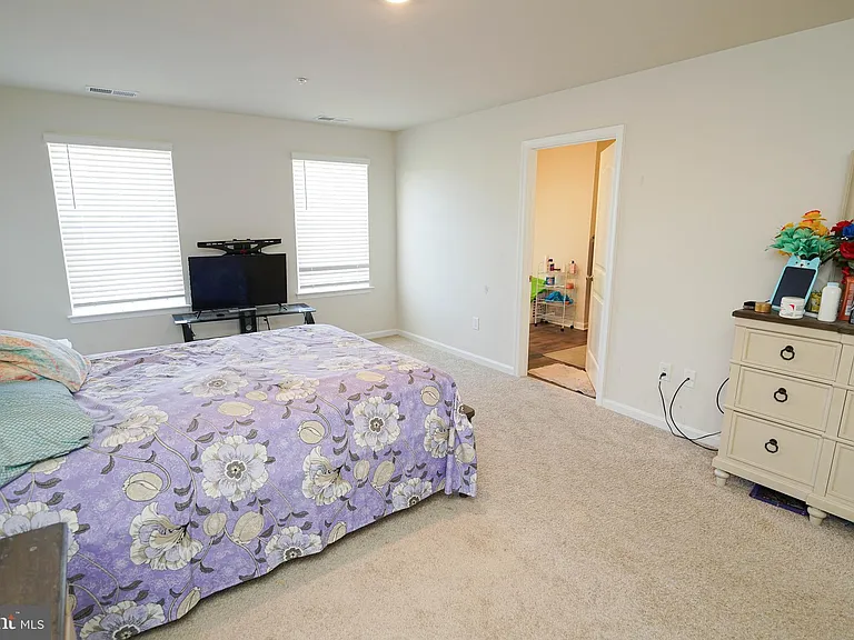1712 Severn St — Photo 39