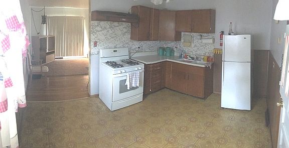 4th image of 14525 Hoyne Ave