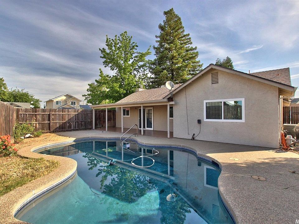 1st image of 7629 Countryfield Dr