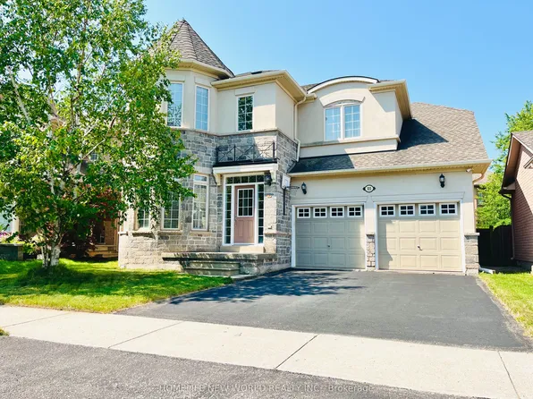 325 Admiral Dr, Oakville, ON L6L 0C2