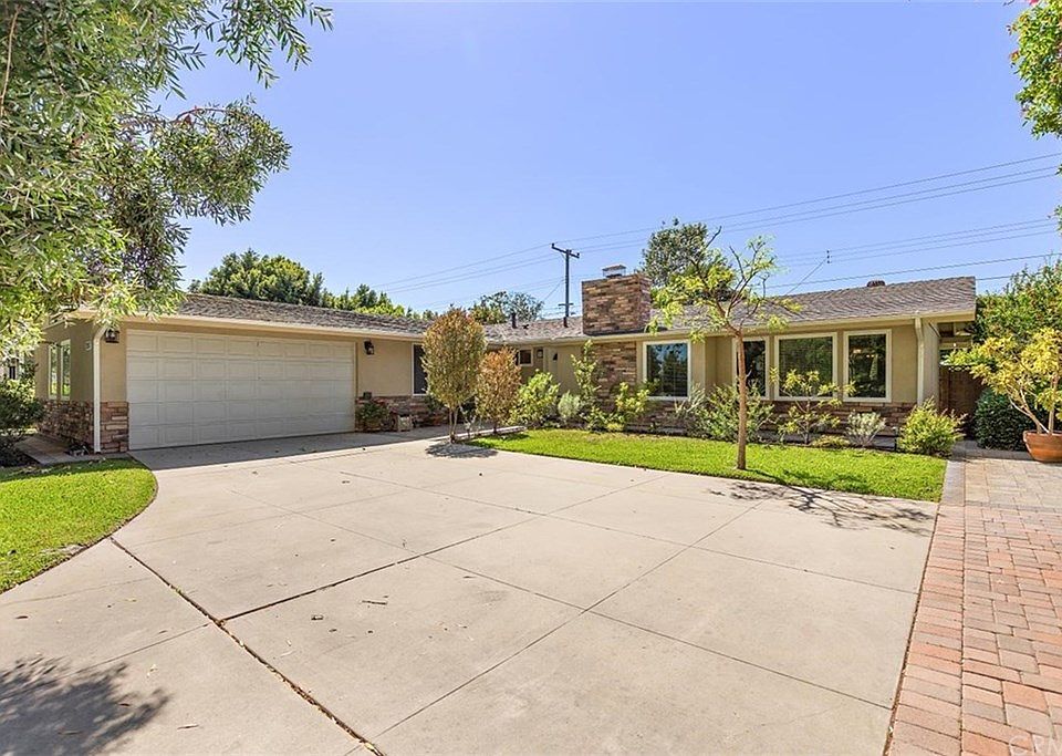 11351 Martha Ann Dr, Los Alamitos, CA 90720 | Zillow