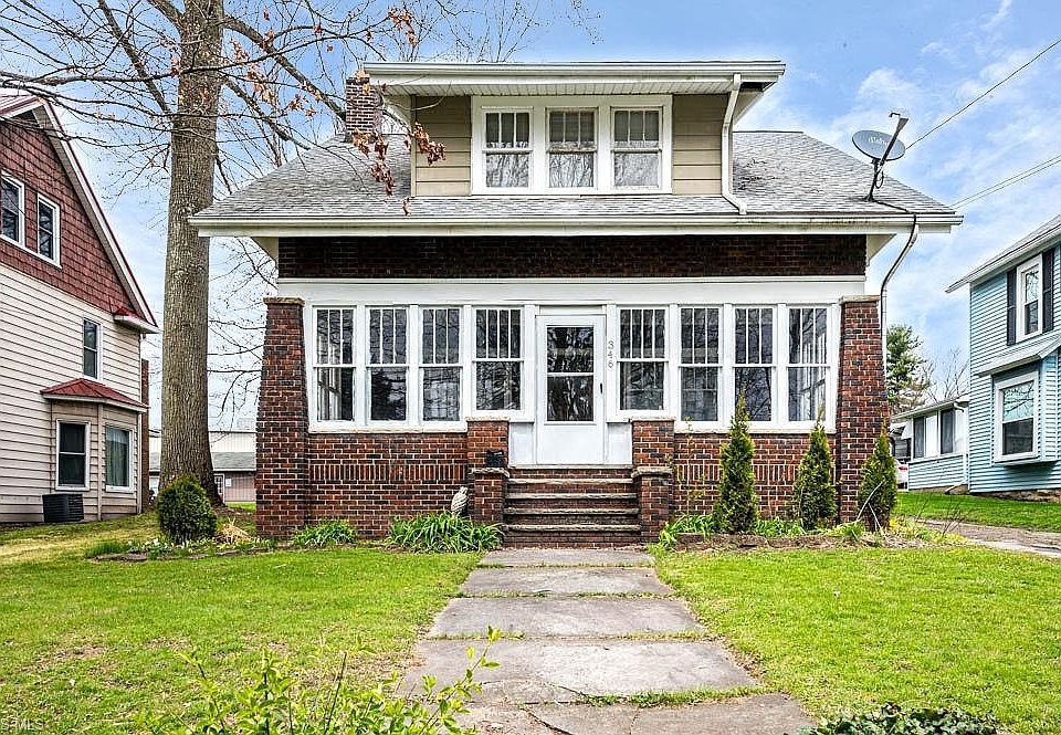 1st image of 346 W 10th St
