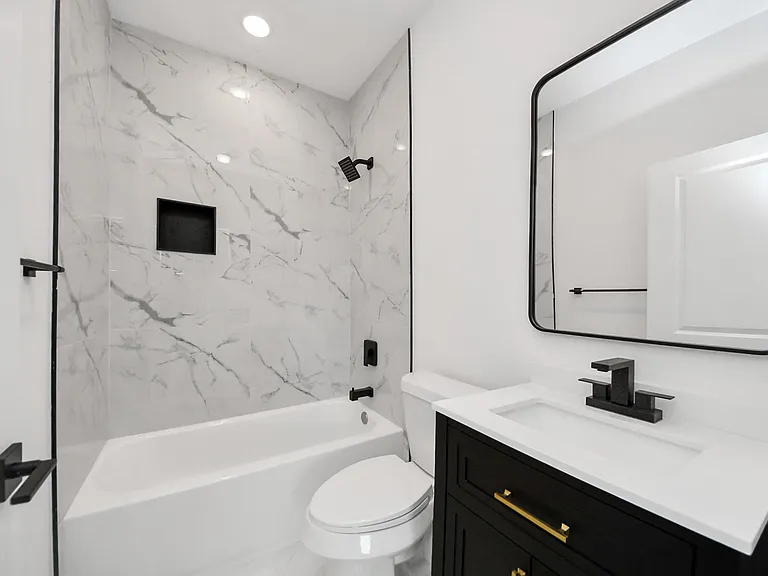5630 Dolores St — Photo 27