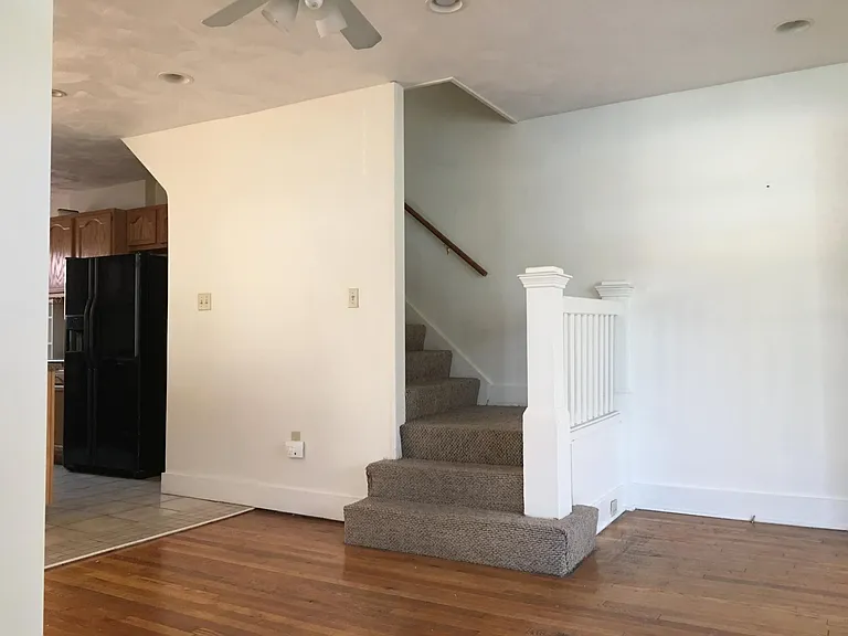 501 S Graham St — Photo 18
