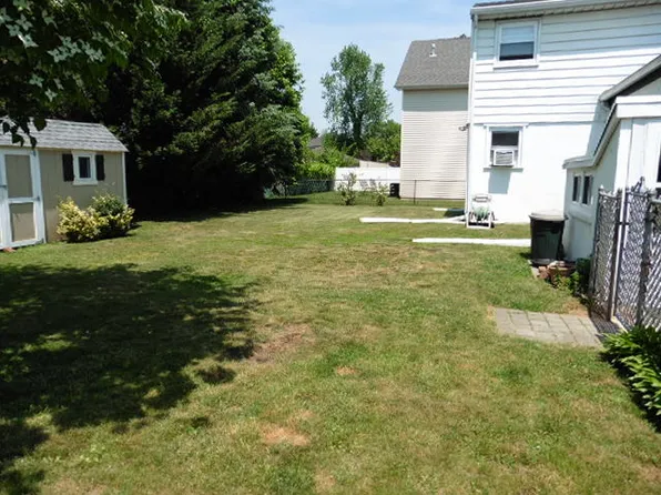 110 No 20 St, Kenilworth, NJ 07033