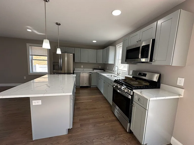188 Proctor Ave #2 — Photo 16