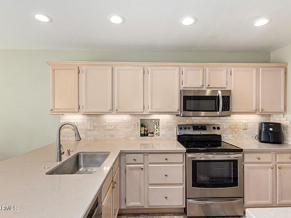 3rd image of 7705 W TONTO Drive