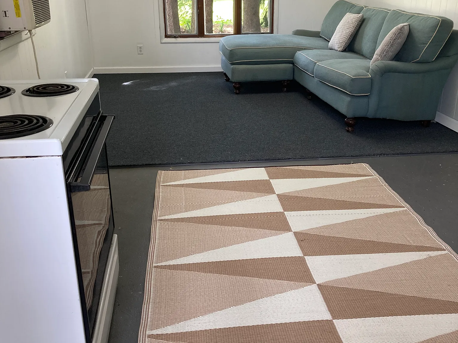 1 bed, $700 — Photo 3