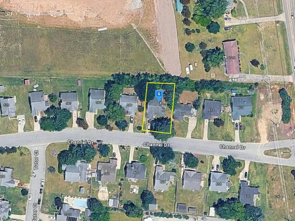605 Channel Dr, Winterville, NC 28590