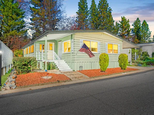 10042 Grinding Rock Dr, Grass Valley, CA 95949