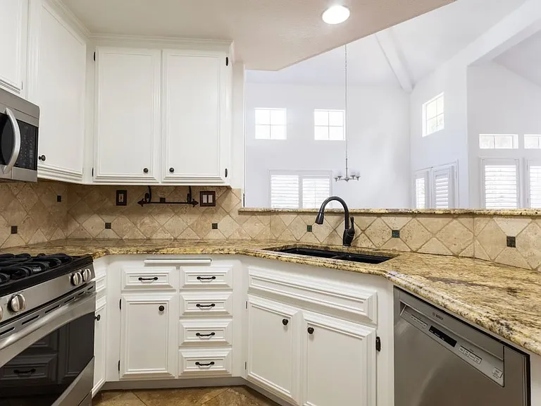 97 Shorebreaker Dr — Photo 10