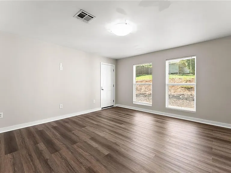2050 Shaffer Rd — Photo 17