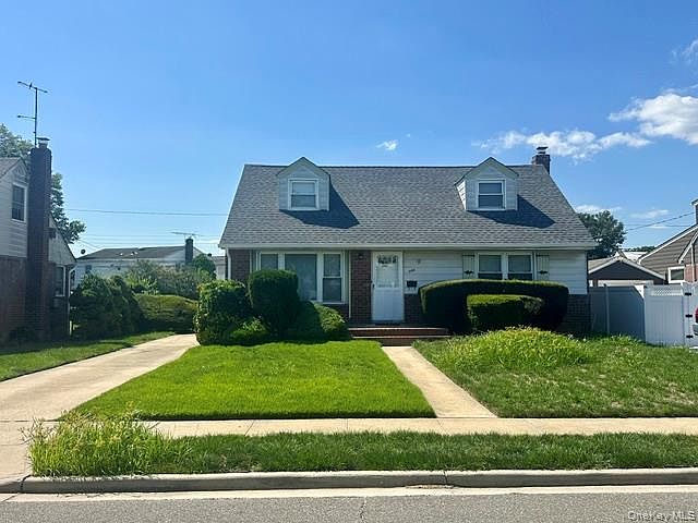 1st image of 586 Martin Road