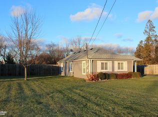 4103 E Hill Rd, Grand Blanc, MI 48439