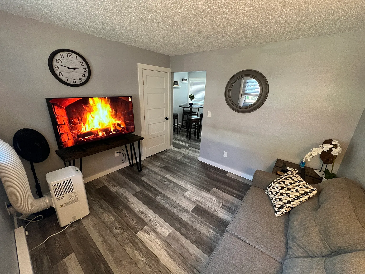1 bed, 500 sqft, $1,550 — Photo 3