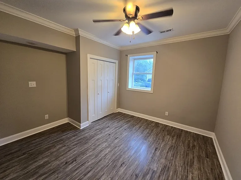 545 Lakeview Dr #B — Photo 9