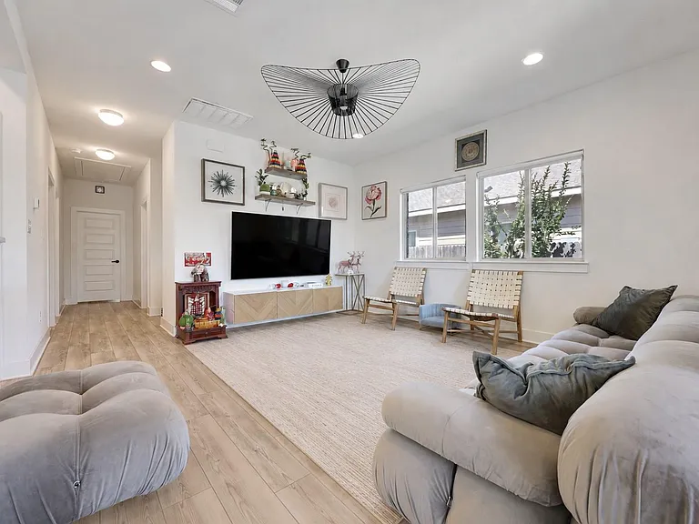 6203 Principale Dr — Photo 7