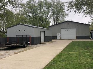 2414 Batestown Rd, Danville, IL 61832