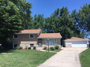 8036 Russell Ct, Racine, WI 53406