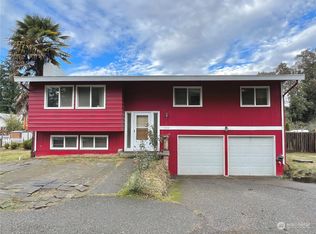 12230 10th Ave S, Burien, WA