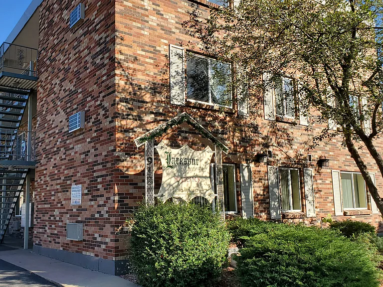 918 S Logan St #204 — Photo 8